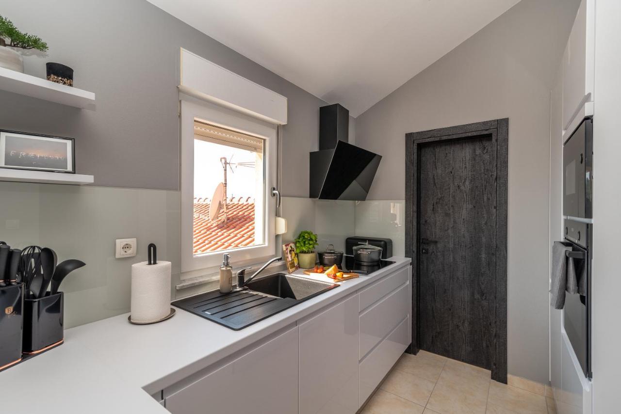 Apartment No. 8 Trogir Luaran gambar