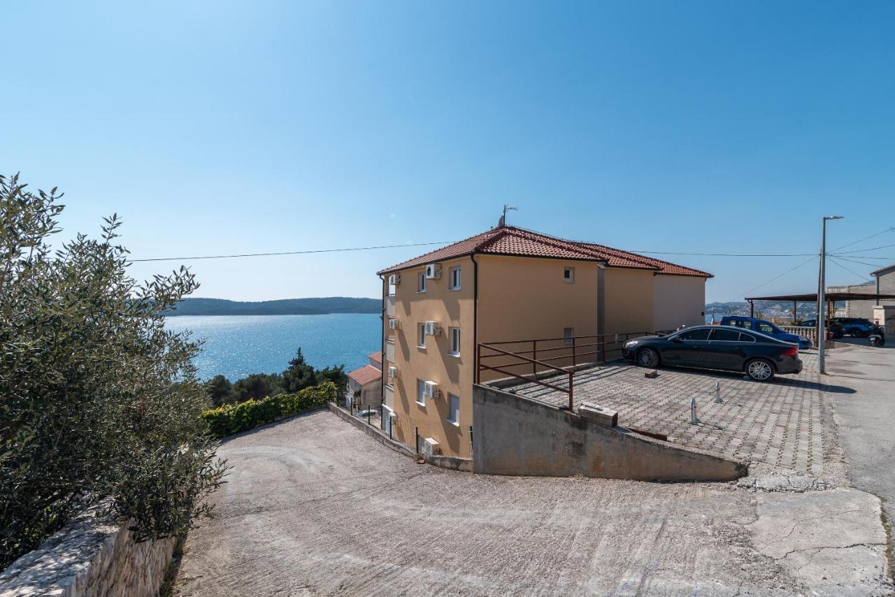 Apartment No. 8 Trogir Luaran gambar